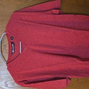 Travis Mathew XL Red T-Shirt